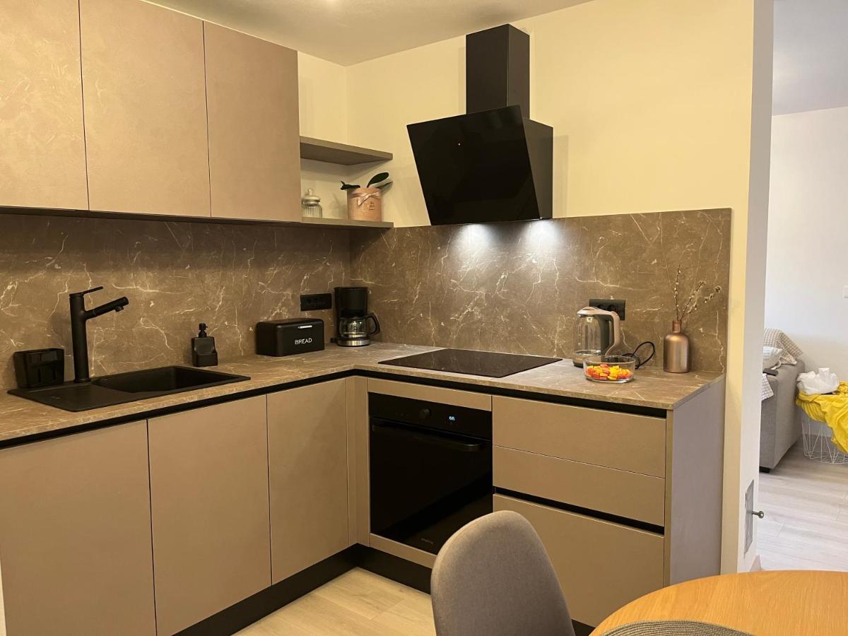 Apartment A & N With Free Private Parking Pula Ngoại thất bức ảnh